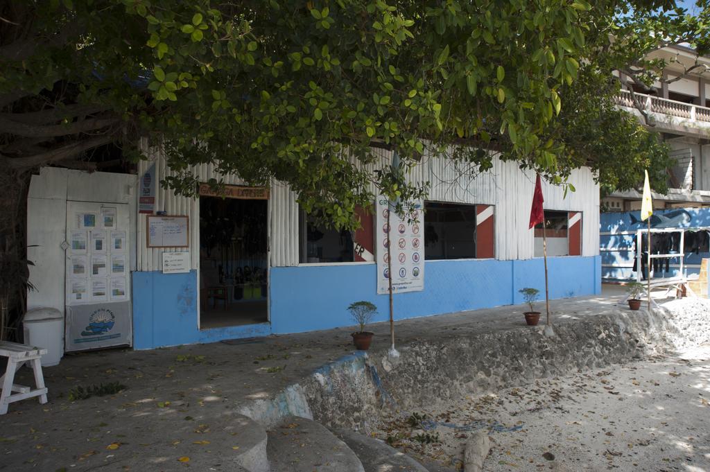 Sampaguita Resort モアルボアル エクステリア 写真